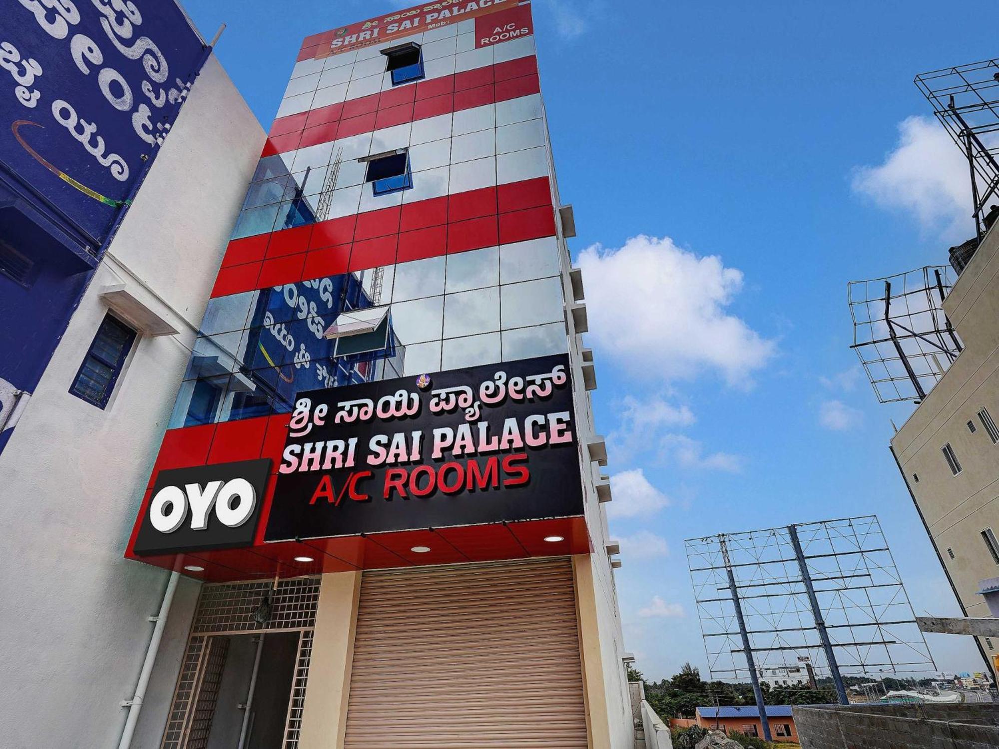 Oyo Flagship Shri Sai Palace Kumbalgod Exterior foto